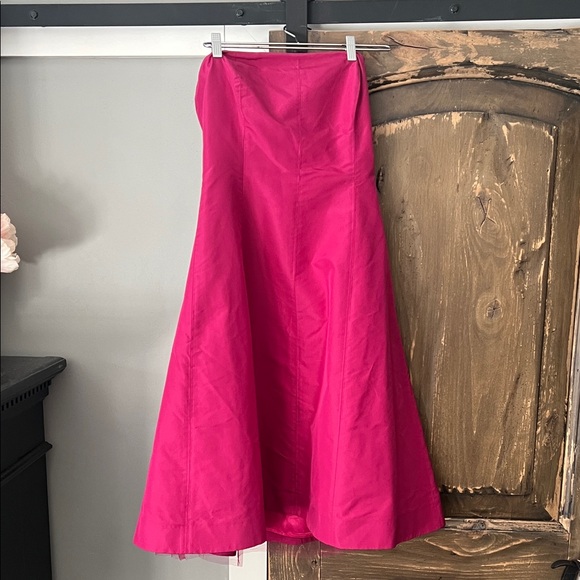 J. Crew Dresses & Skirts - J. Crew Vibrant Pink A-Line strapless dress